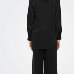 ONLY ONLVICTORIA LS LOOSE SATIN SHIRT NOOSWVN Dames Shirt - Maat L 17 ONLY ONLVICTORIA LS LOOSE SATIN SHIRT NOOSWVN Dames Shirt - Maat L -Dameskleding Verkoop 446x840 3