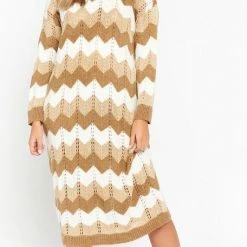 LOLALIZA Trui-jurk Met Zigzagprint - Camel - Maat XL -Dameskleding Verkoop 456x840 1
