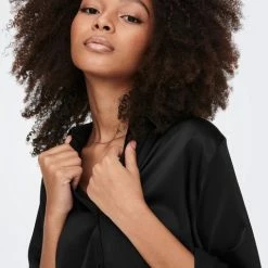 ONLY ONLVICTORIA LS LOOSE SATIN SHIRT NOOSWVN Dames Shirt - Maat L 18 ONLY ONLVICTORIA LS LOOSE SATIN SHIRT NOOSWVN Dames Shirt - Maat L -Dameskleding Verkoop 510x840 5