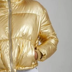 CC Heart Goude Korte Puffer Jas - Coster Copenhagen -Dameskleding Verkoop 550x767 3
