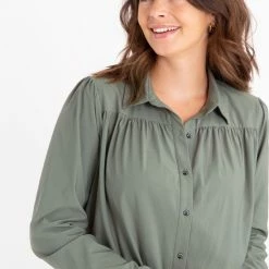 Groene Blouse Van Je M'appelle - Dames - Travelstof - Maat S - 5 Maten Beschikbaar -Dameskleding Verkoop 550x812 4