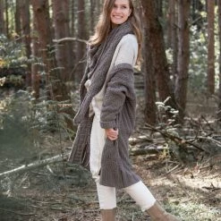 Knit Factory Sally Gebreid Dames Vest - Cappuccino - 40/42 - Grof Gebreid -Dameskleding Verkoop 550x824 65