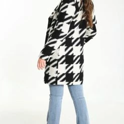 Cassis Wollen Mantel Met Pied-de-poulemotief Wollen Mantel Met Pied-de-poulemotief -Dameskleding Verkoop 550x825 37