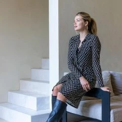 Geisha Jurk Midi Mesh Jurk Zigzag Print 27852 14 Black/light Sand Dames Maat - S -Dameskleding Verkoop 550x825 594