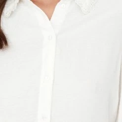 Jacqueline De Yong Blouse Jdyqueen L/s Collar Shirt Wvn 15270684 Cloud Dancer Dames Maat - XS -Dameskleding Verkoop 550x826 3